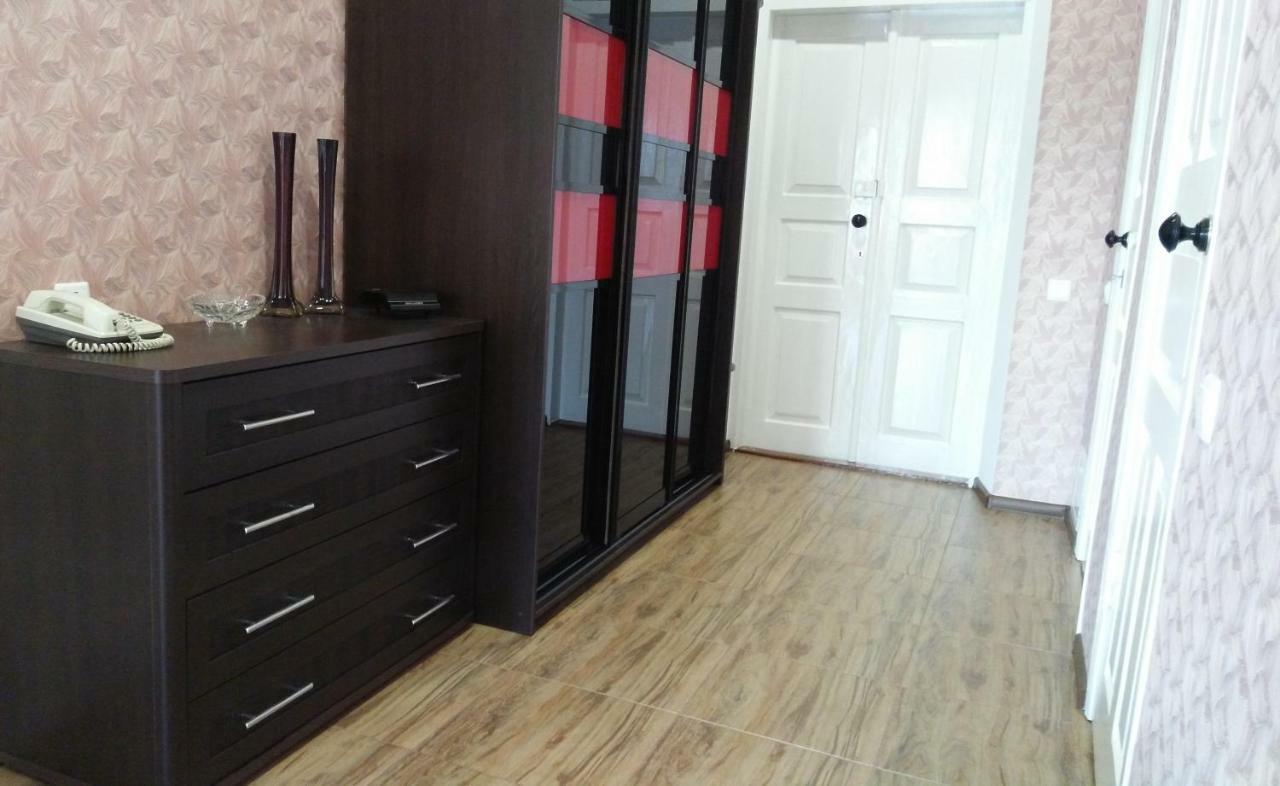 Separate Room Homestay In A Private House, Facilities Shared With Owner Berdychiv Εξωτερικό φωτογραφία