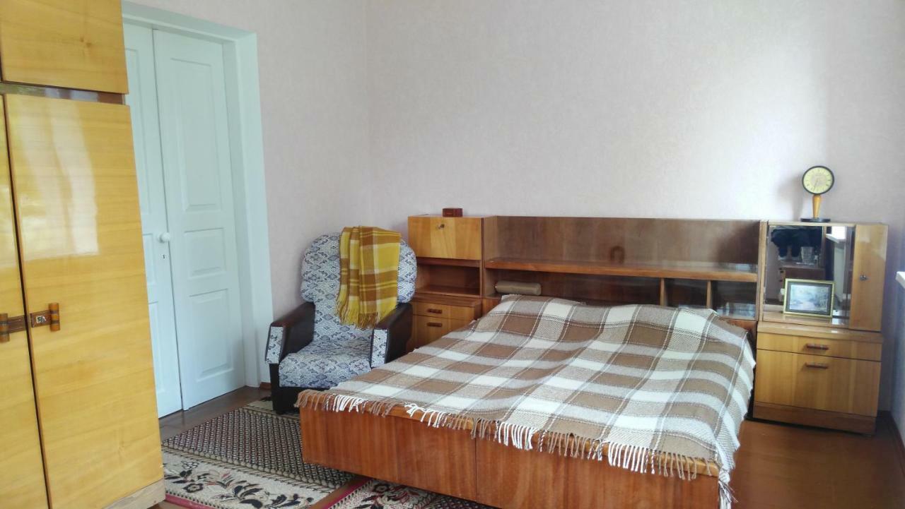 Separate Room Homestay In A Private House, Facilities Shared With Owner Berdychiv Εξωτερικό φωτογραφία