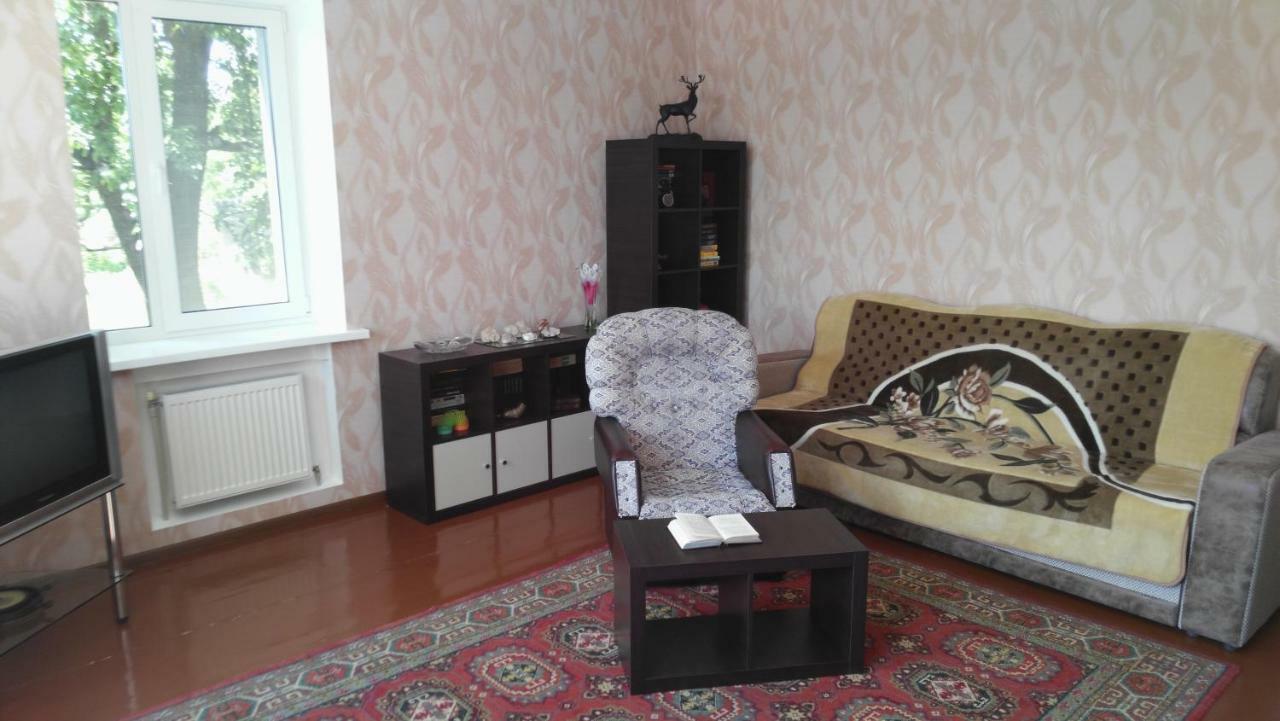 Separate Room Homestay In A Private House, Facilities Shared With Owner Berdychiv Εξωτερικό φωτογραφία